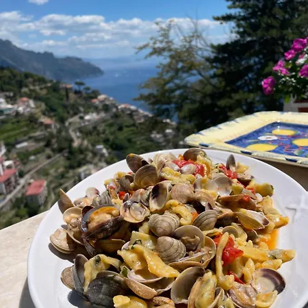 Nina וילה אמאלפי